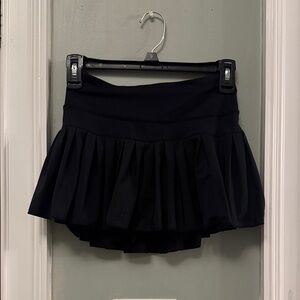 Goldhinge skirt